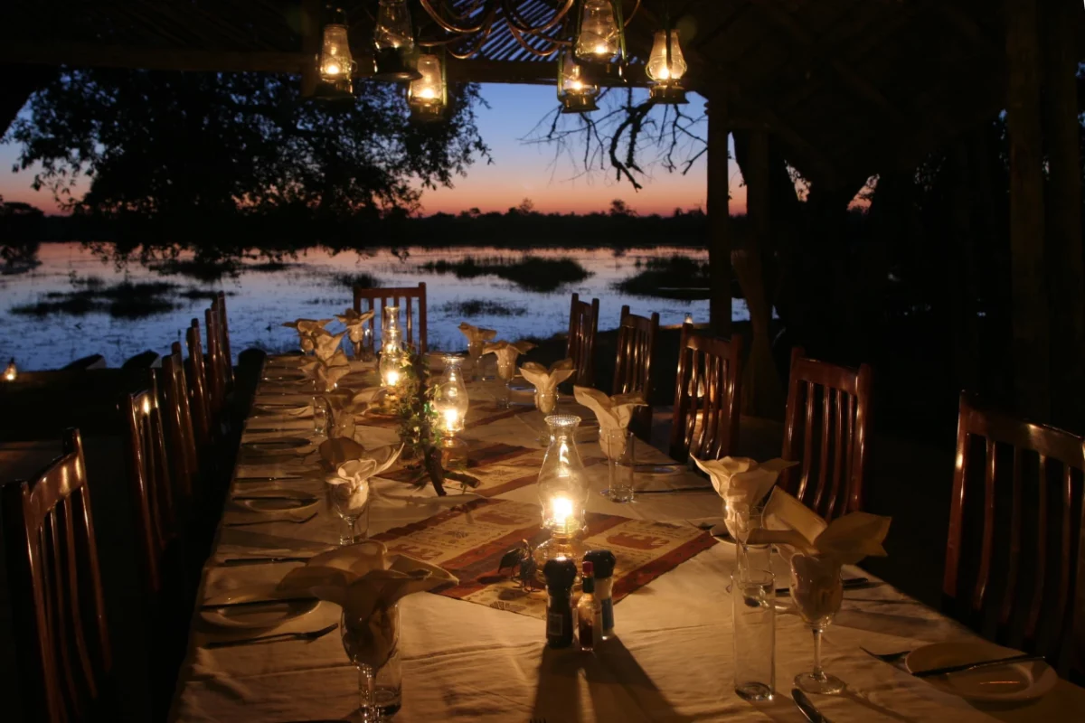 botswana-pom-pom-camp-dinner-1736128975.jpg