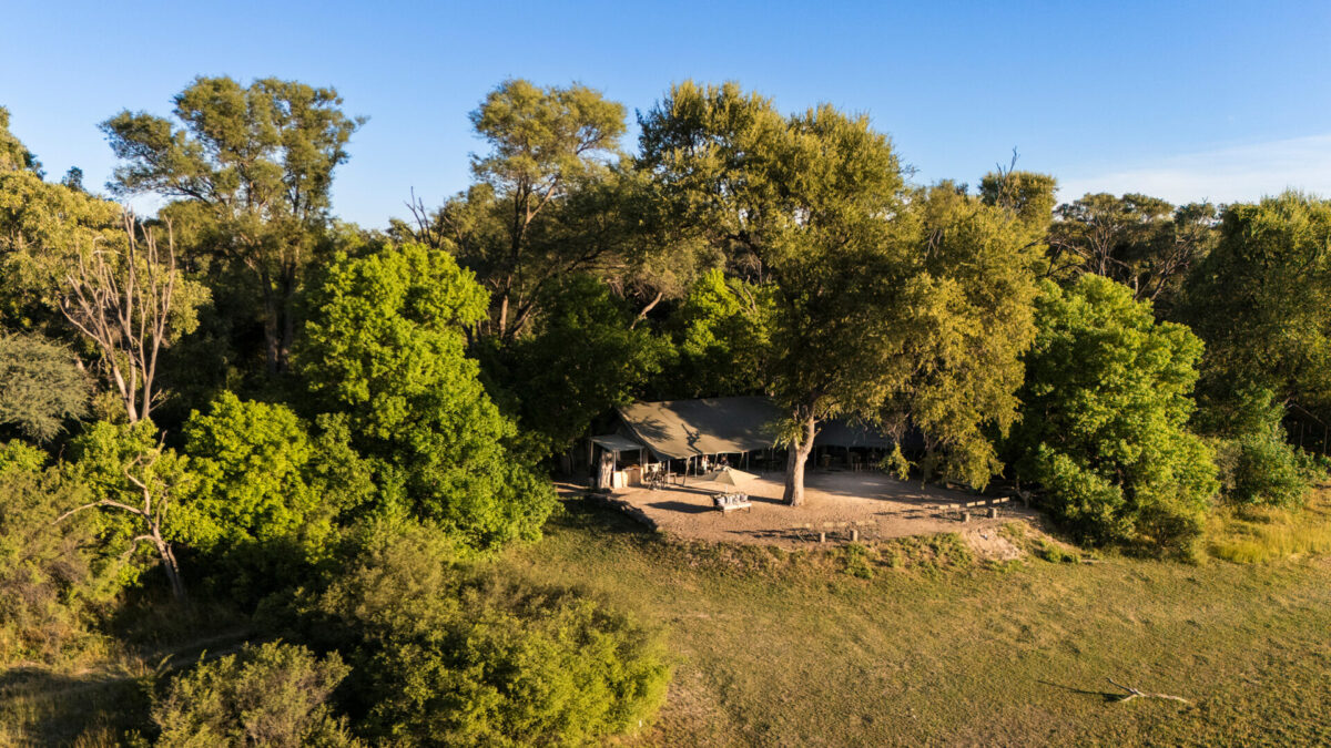 machaba-safaris-web-botswana-machaba-camp-gallery-camp-aerial