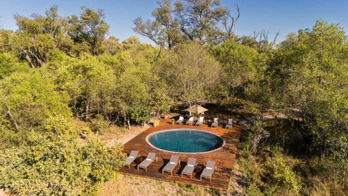 machaba-safaris-web-botswana-machaba-camp-gallery-pool