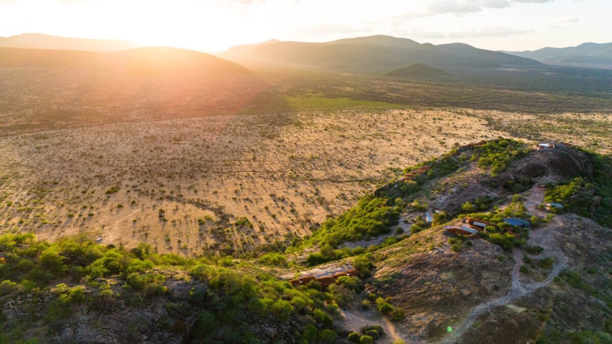 Saruni-Basecamp-Saruni-Samburu-Lodge-and-Surroundings-09